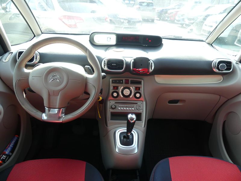 Citroën C3 Picasso (2014) 1,6 VTi automat - fotka 9 z 15