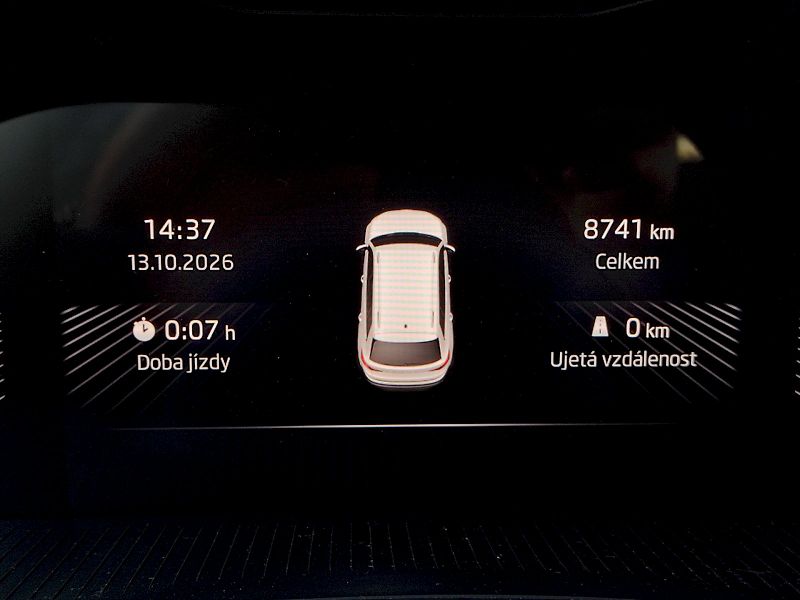 Škoda Kamiq (2025) Top Selection 1,5 Tsi  + tažné - fotka 7 z 34