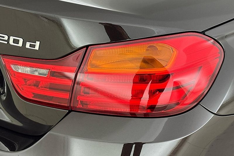 BMW Řada 4 420d Cabrio - fotka 8 z 23