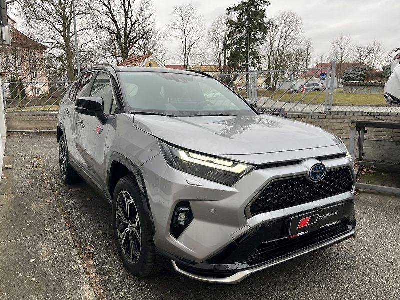 Toyota RAV4 2.5 PHEV Selection - fotka 3 z 33