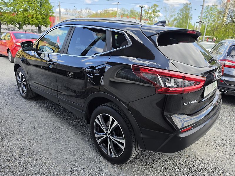 Nissan Qashqai 1.2 T Panorama  - fotka 3 z 16