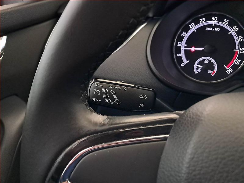Škoda Octavia (2017) Ambition 1.6 TDI, Serv.kniha - fotka 18 z 19
