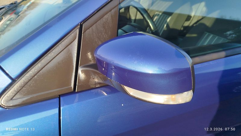 Ford Focus (2009) 2.0 16v  - fotka 10 z 13