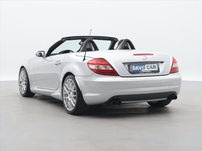 Mercedes-Benz SLK 3.5 350 V6 200kW Serv.kniha - fotka 13 z 38
