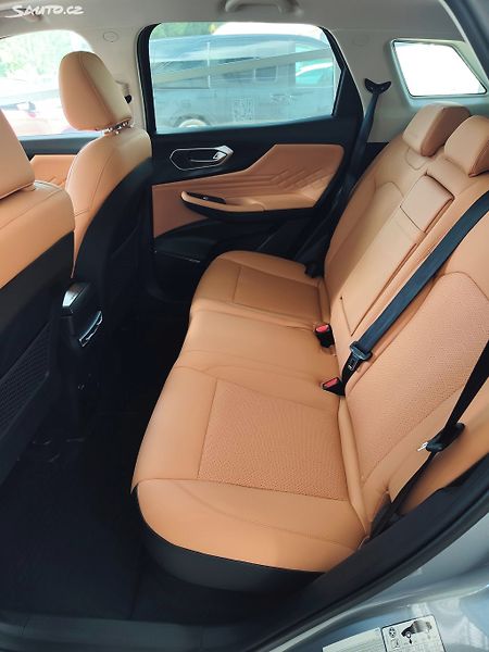BAIC X7 1.5T 130kW AT All in - fotka 8 z 24
