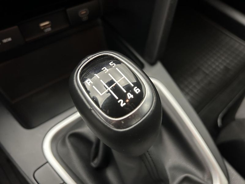 Kia Ceed 1.5 T-GDi SW Spin - fotka 11 z 22
