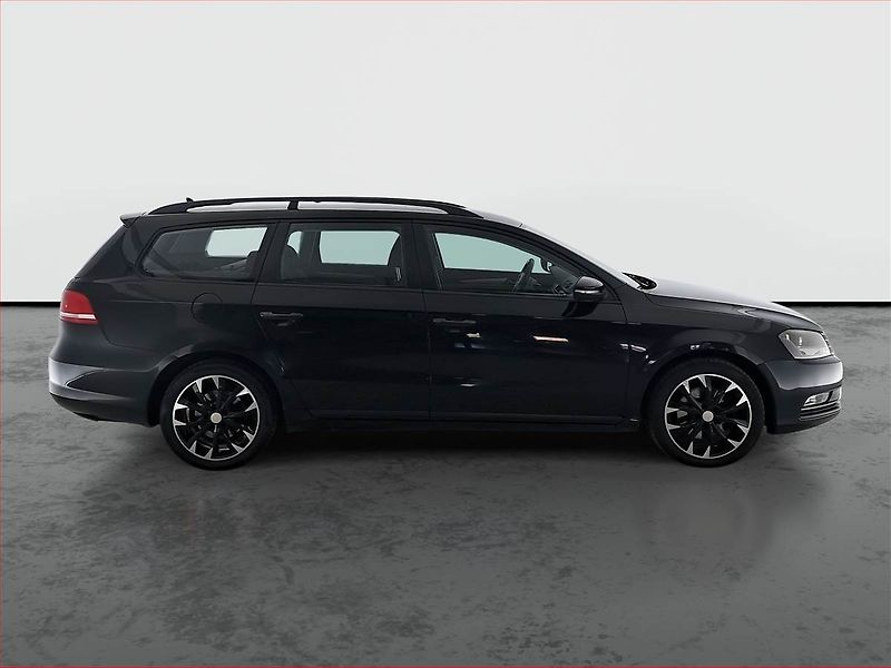 Volkswagen Passat (2011) Comfortline 2.0 TDI, po STK - fotka 6 z 18