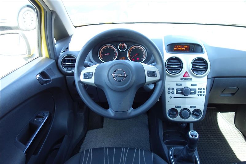 Opel Corsa 1,2 i, ČR, SERV.KN., 44TIS.KM. - fotka 15 z 33
