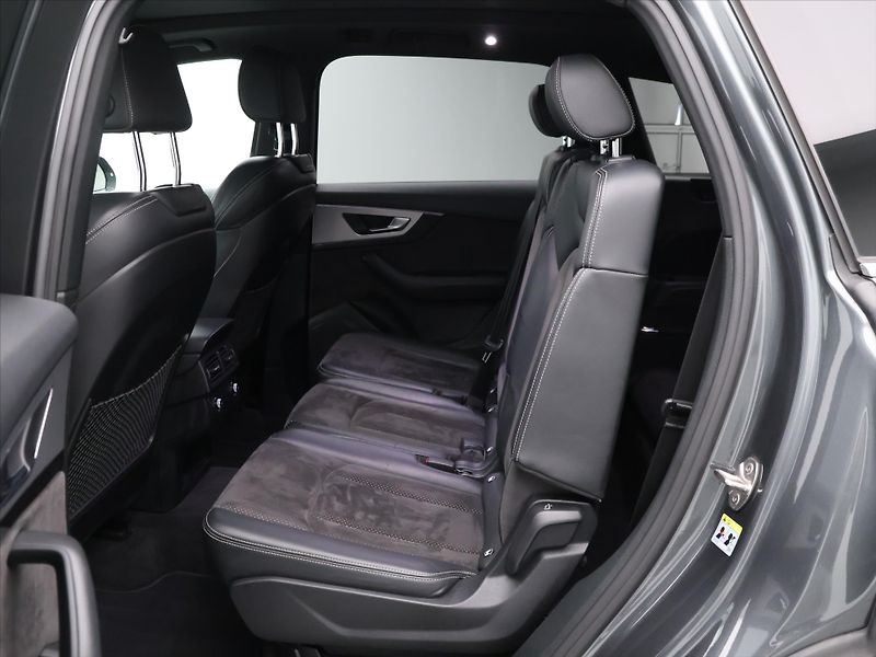 Audi Q7 3,0 TDI 200kW Quattro S-LINE - fotka 16 z 43