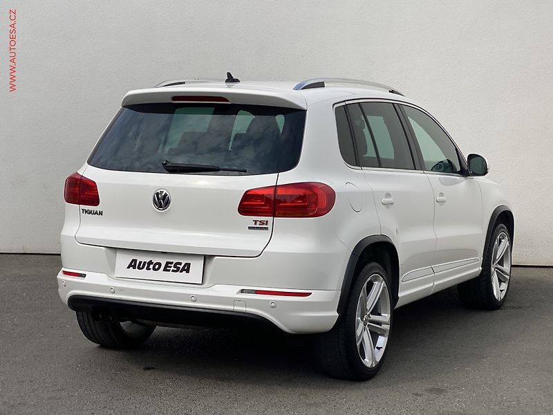 Volkswagen Tiguan (2012) 1.4 TSi, Sport, bixen, navi - fotka 4 z 18