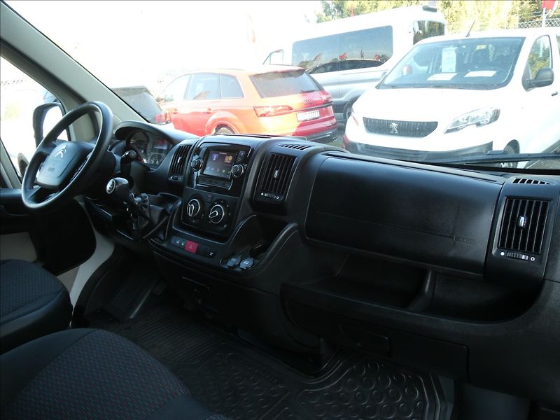 Citroën Jumper 2,0 HDi 96KW 1.MAJITEL, KLIMA - fotka 21 z 37