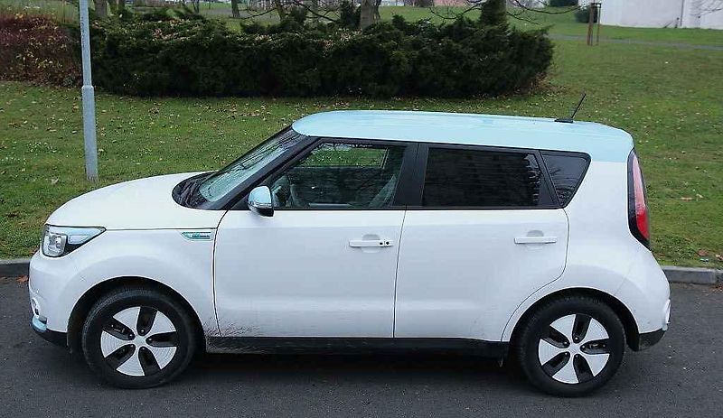 Volkswagen e-up!.