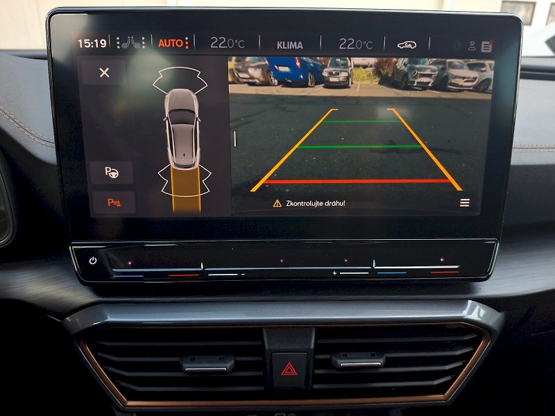 Cupra Formentor (2023) DSG 1,5TSi 110kW - fotka 31 z 35