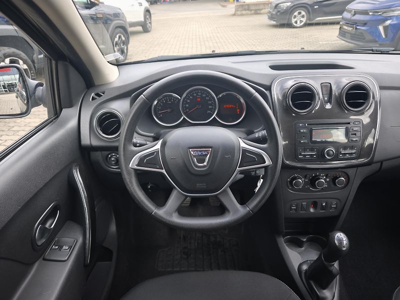 Dacia Logan 2017 ČR 0.9 TCe 66kW - fotka 6 z 30