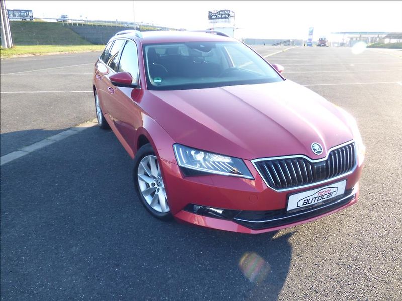 Škoda Superb 2,0 TDI DSG,Bi-Xenon,model 201 - fotka 1 z 45