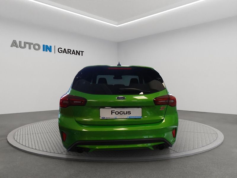 Ford Focus (2022) ST X hatchback 2.3EcoBoost206k - fotka 3 z 23