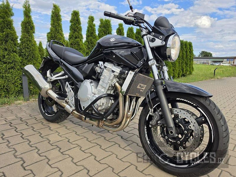 Suzuki GSF 650 N Bandit (2008) - fotka 2 z 17