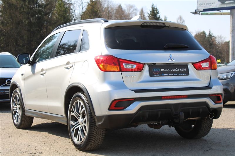 Mitsubishi ASX 1,6 MIVEC  KEYLESS,EDITION+ - fotka 7 z 40