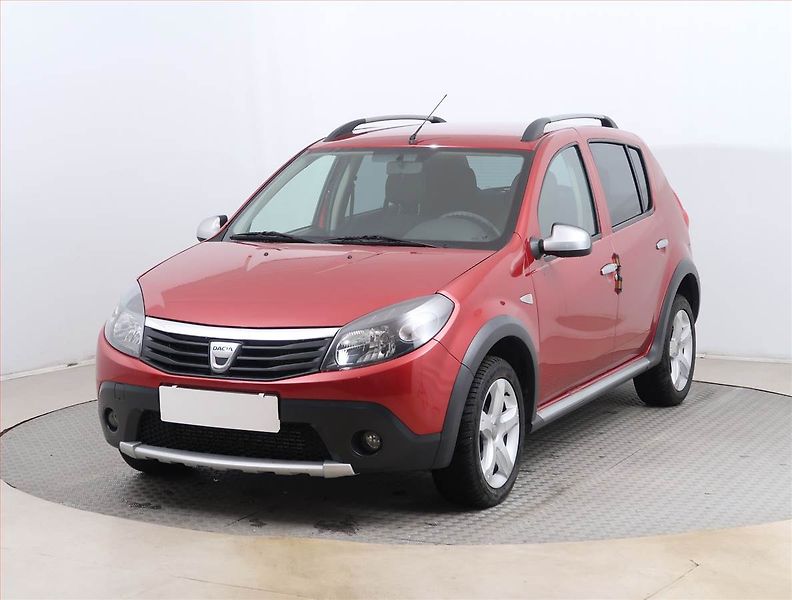 Dacia Sandero (2010) Stepway 1.5 dCi, po STK, Tažné - fotka 2 z 13