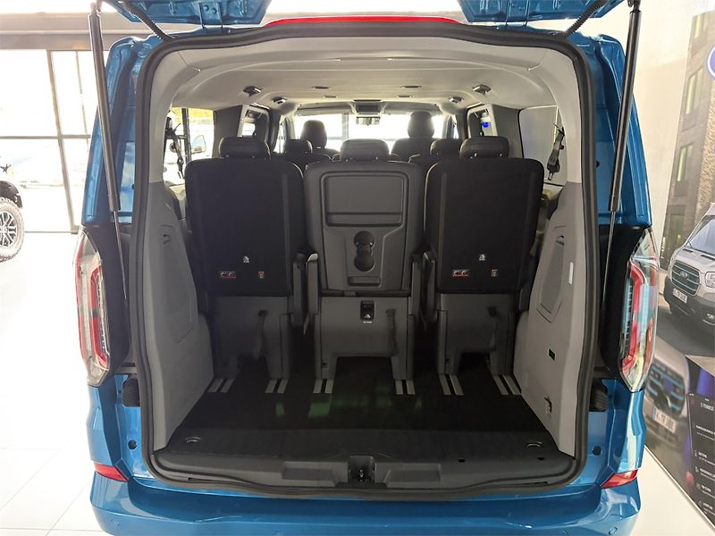 Ford Tourneo Custom (2026) Titanium X L2, Tourneo, 2.0 Ec - fotka 6 z 9