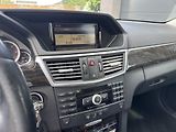Mercedes-Benz Třídy E (2009) E 250 CDI, Avangarde, Kamera - náhled 20