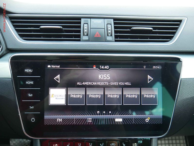Škoda Superb (2019) 2.0TDi, DSG, webasto - fotka 18 z 24