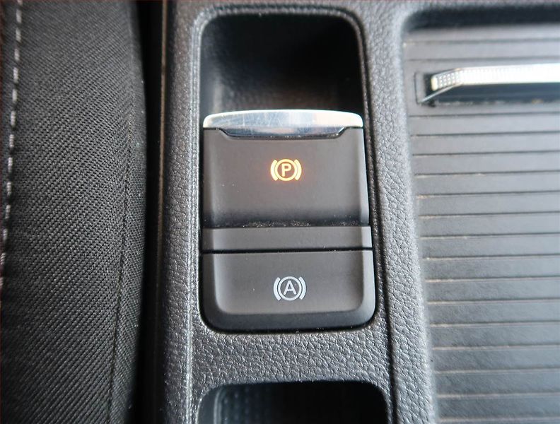 Škoda Octavia (2022) Ambition 2.0 TDI, ČR,1.maj - fotka 20 z 22