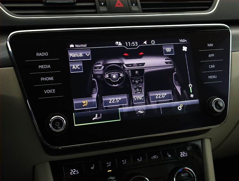 Škoda Superb (2021) Style 2.0 TDI - fotka 16 z 20