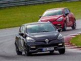 Rychlé Renaulty na Autodromu v Mostě.