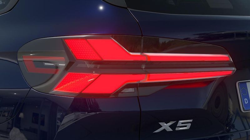 BMW X5 xDrive30d - fotka 9 z 14
