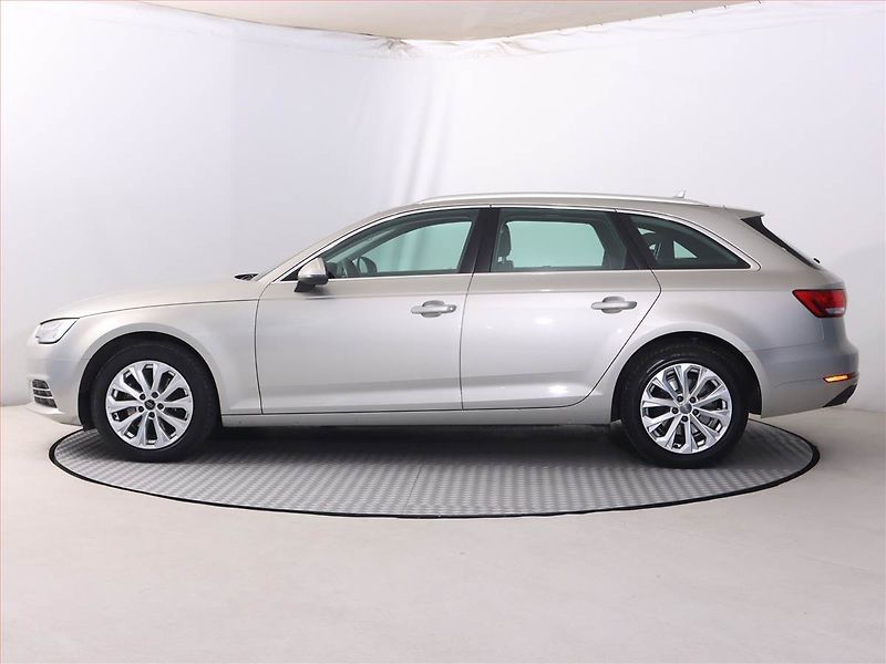 Audi A4 (2016) Ambition 2.0 TDI, Automat - fotka 3 z 21