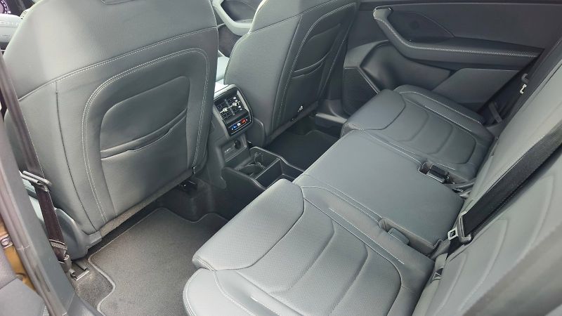 Škoda Kodiaq (2025) EXCL SELEC 4X4 TD 142/2.0 A7A - fotka 12 z 43