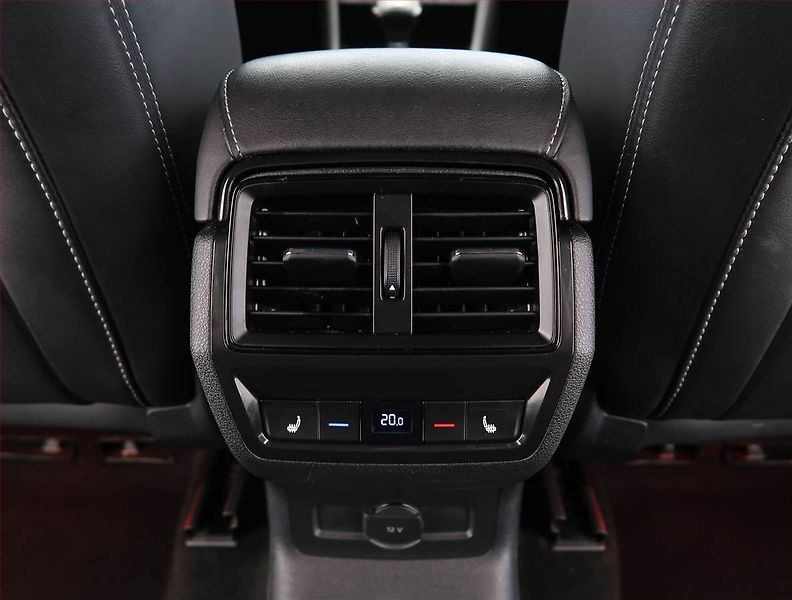 Škoda Kodiaq (2022) 1.5 TSI - fotka 28 z 31