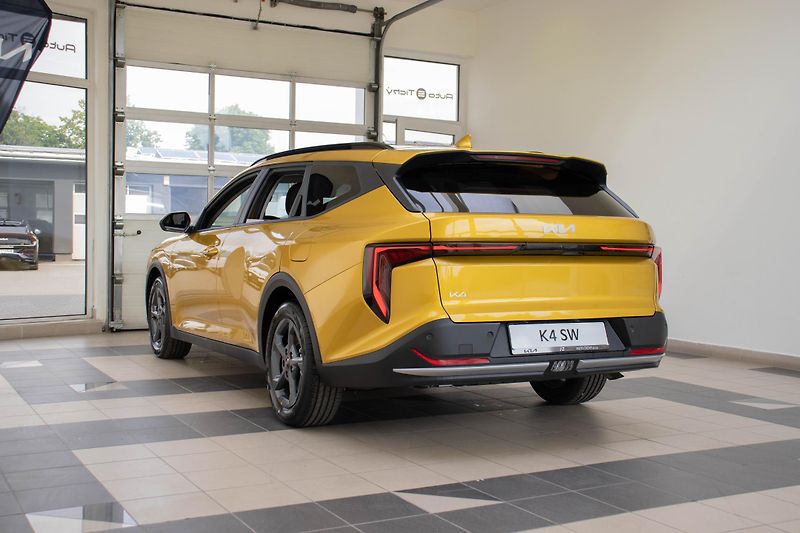 Kia K4 Sportswagon 1,6 T-GDi GPF 7DCT EXCLUSIVE - fotka 6 z 16