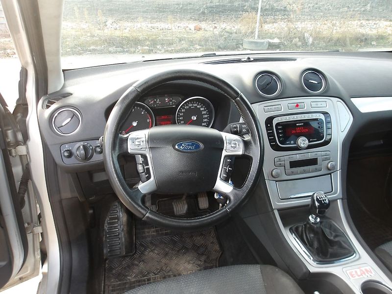 Ford Mondeo 2,0TDCi 103kW STK 05/2028 !!! - fotka 18 z 28