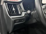 Volvo V60 2.0 T4 140 kW, Automat, 2020 - náhled 14