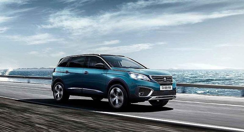 Peugeot 5008.