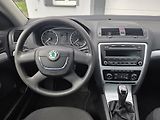Škoda Octavia (2012) 1.4TSI 90kW ELEGANCE TAŽNÉ - náhled 11
