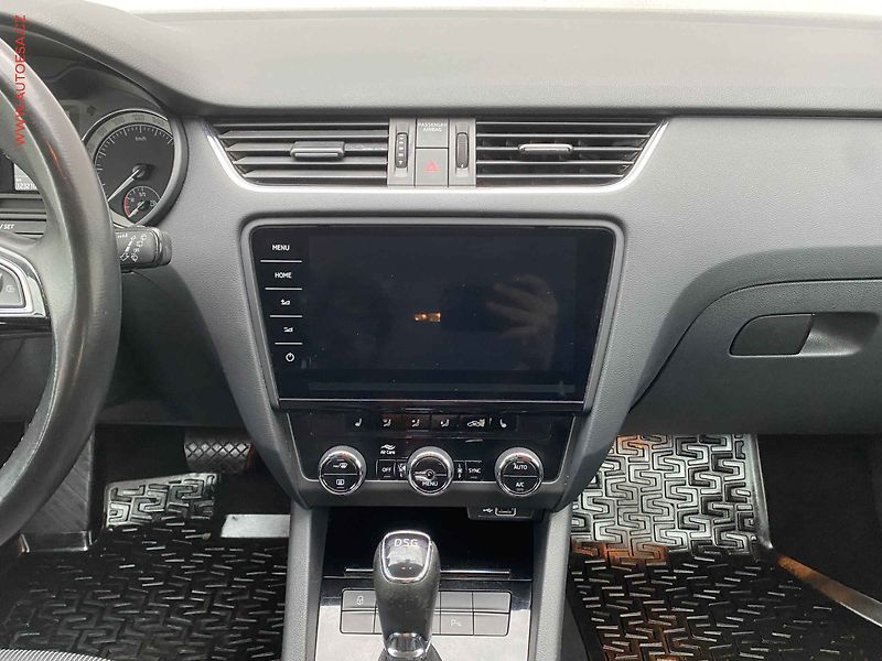 Škoda Octavia (2019) 1.5 TSi G-TEC, 2.maj,ČR - fotka 12 z 18