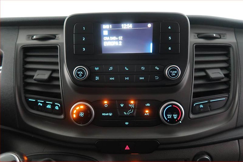 Ford Transit Custom (2020) Trend 2.0 EcoBlue, Bus, 9Míst - fotka 12 z 17