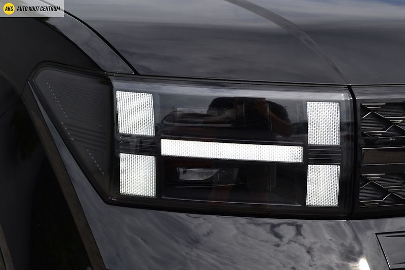 Hyundai Santa Fe 1.6T-GDI HEV 4WD CALLIGRAPHY 7 - fotka 8 z 95