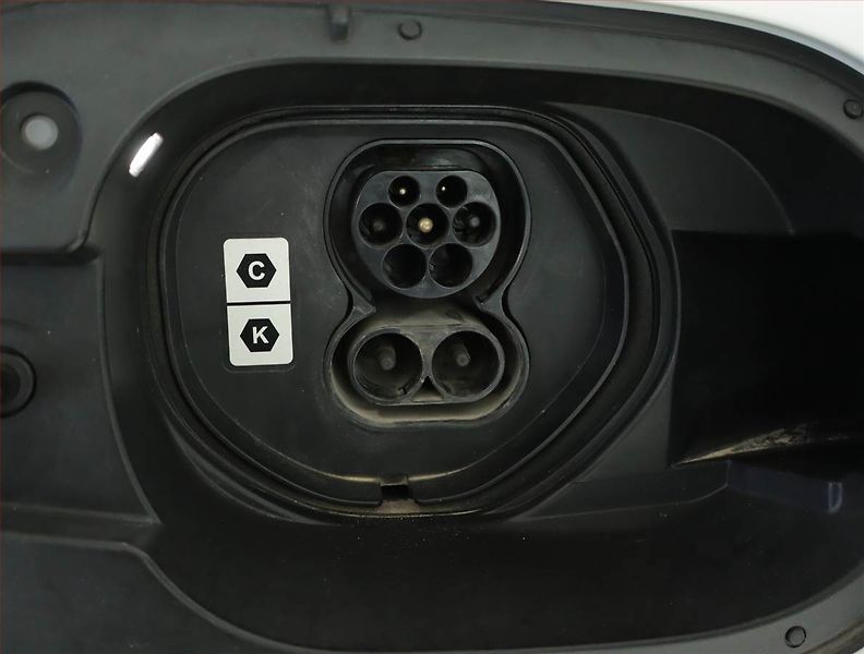 Mazda MX-30 (2021) e-Skyactiv, SoH 91%, Automat - fotka 18 z 19