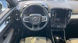 Volvo XC40 (2026) PLUS DARK, B4 FWD, 145+10 kW / - náhled 7