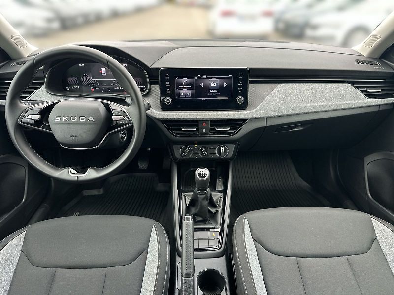 Škoda Scala (2025) 1.0 TSI Selection - fotka 5 z 25