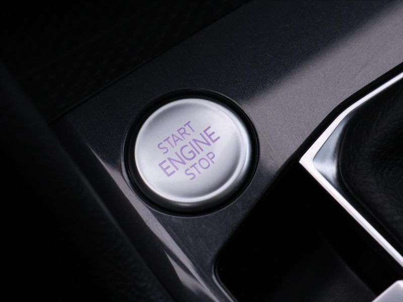 Volkswagen Tiguan Allspace 2,0 TSI 140kW DSG 4M Kůže DPH - fotka 27 z 38