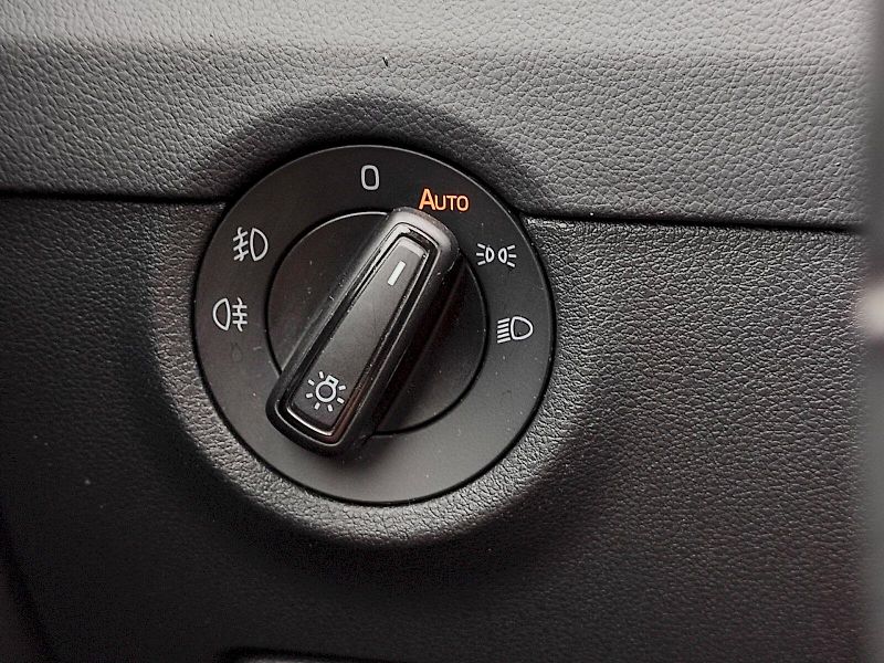Škoda Octavia (2020) Combi Style Drive+ 2,0 Tdi 110 - fotka 28 z 36