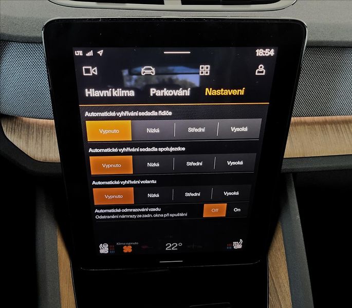 Polestar 2 300kw,AWD,MATRIX,SOH 90,8% - fotka 29 z 42