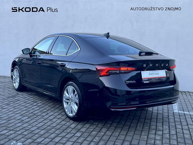 Škoda Octavia (2025) 2,0TDI 110KW DSG TOP SELECTION - fotka 20 z 22