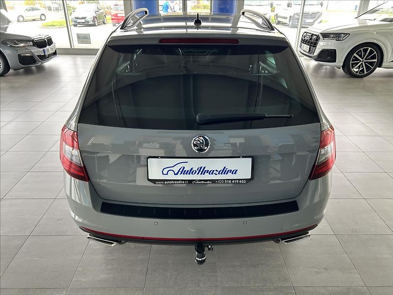 Škoda Octavia 2,0   TSI 180kW,RS,MANUÁL,SERV - fotka 5 z 34