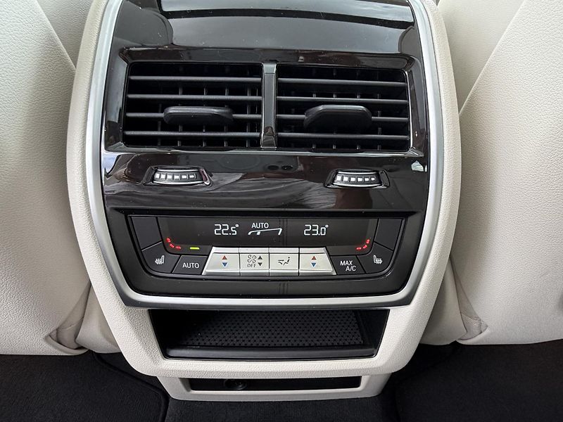 BMW X5 (2025) 30d INDIVIDUAL 22